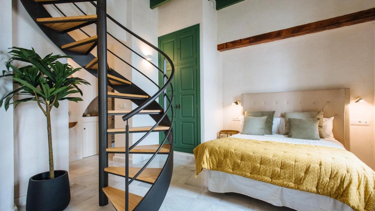 Rocio Suites Apartments Севиля Екстериор снимка