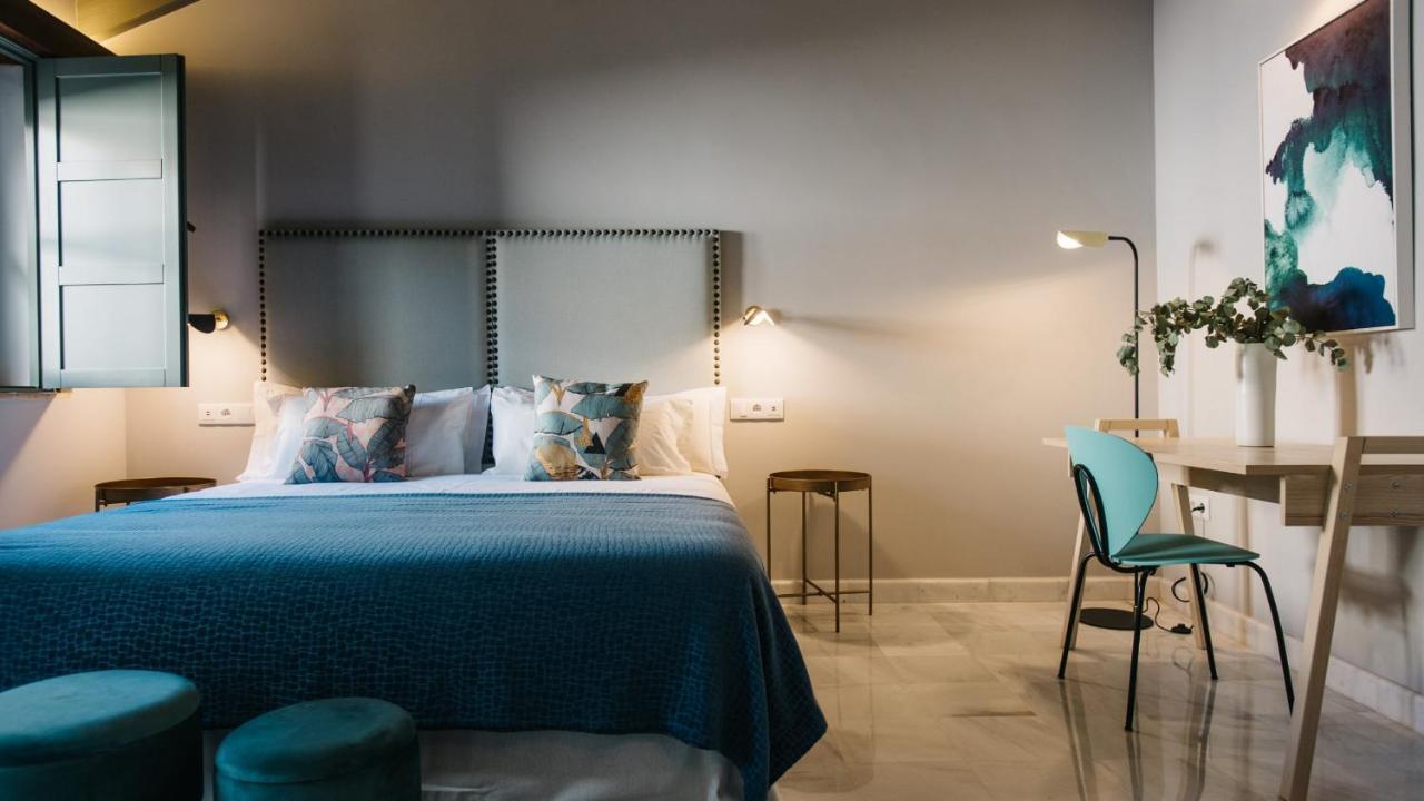 Rocio Suites Apartments Севиля Екстериор снимка