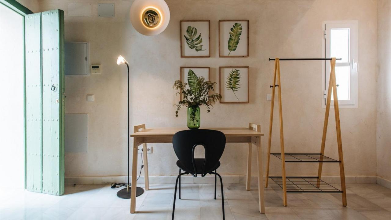 Rocio Suites Apartments Севиля Екстериор снимка