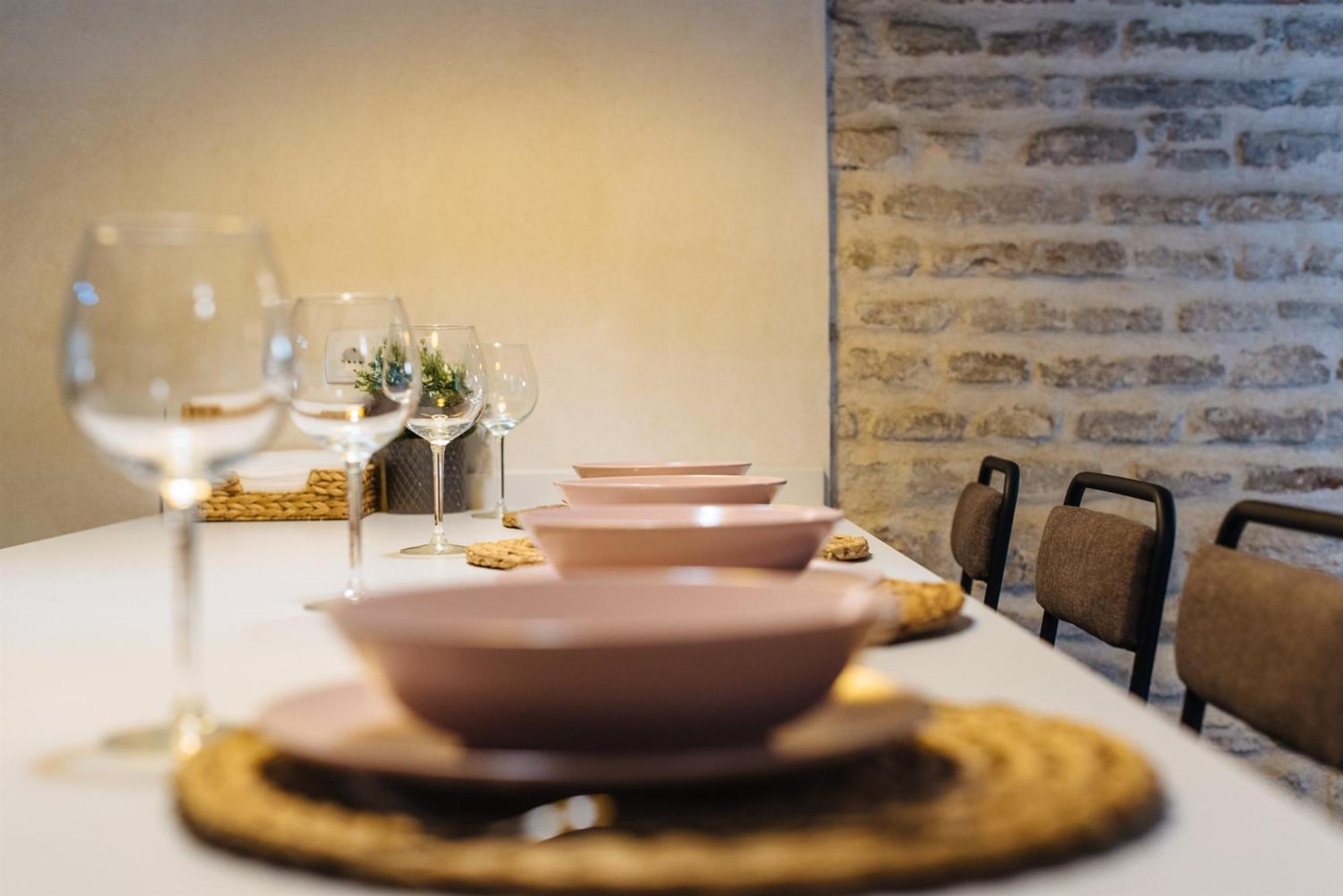 Rocio Suites Apartments Севиля Стая снимка