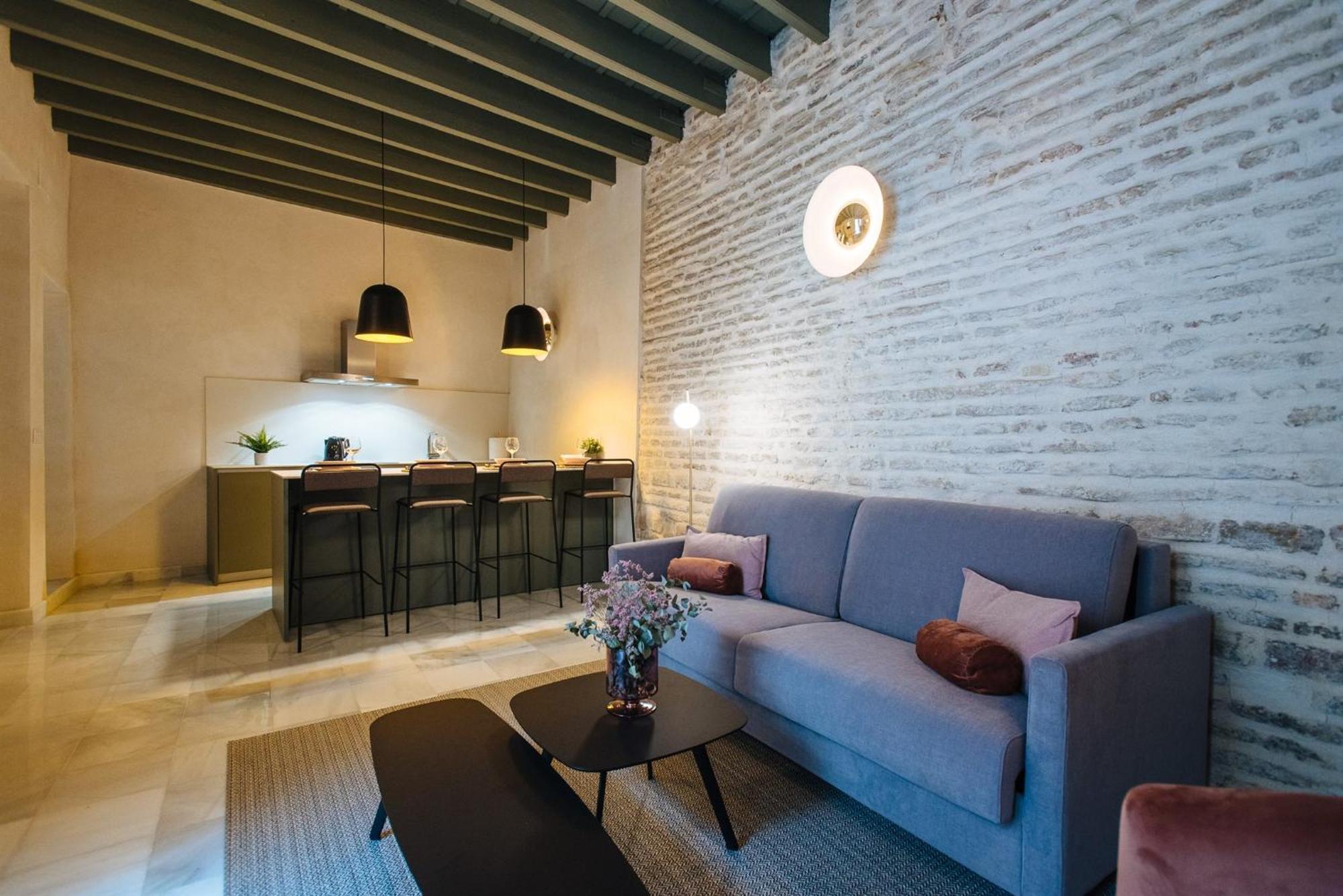 Rocio Suites Apartments Севиля Стая снимка